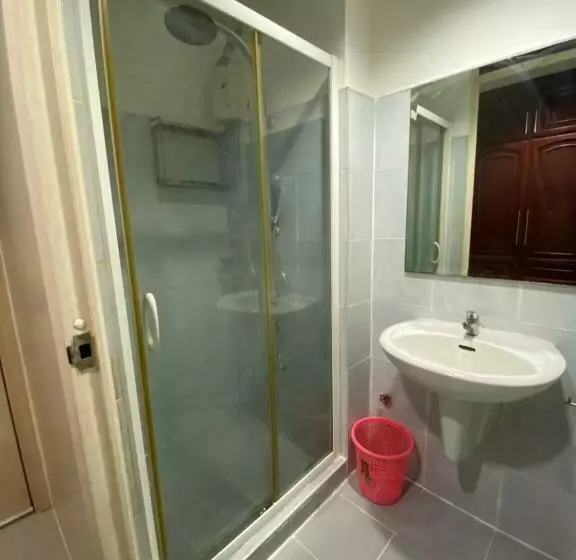 Moa Sea Residences Ruffa Condotel