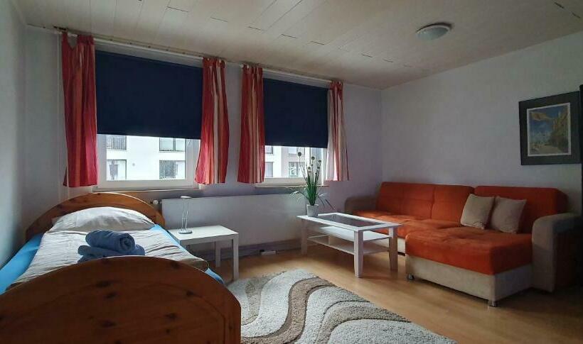 فندق صغير Monteurzimmer Rude