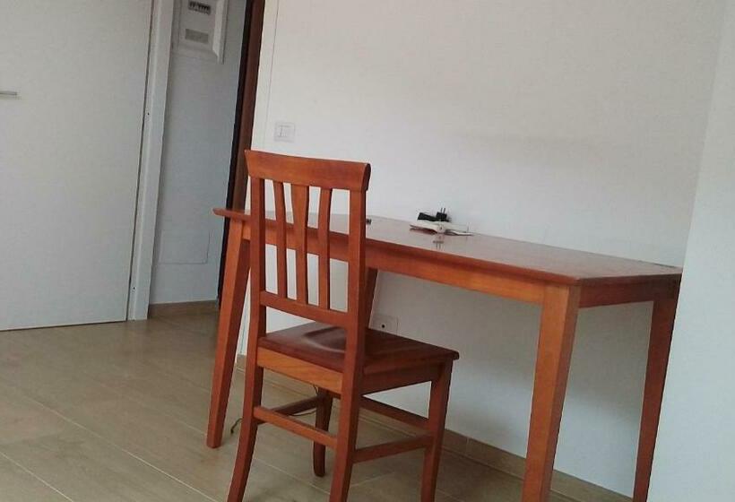 Capsulehotel Eurooms B&b