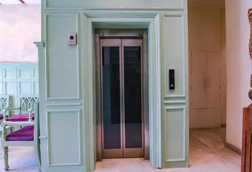 Fabhotel S Grand Amritsar