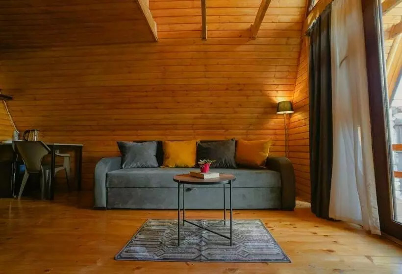 هتل Mtskheta Cabin