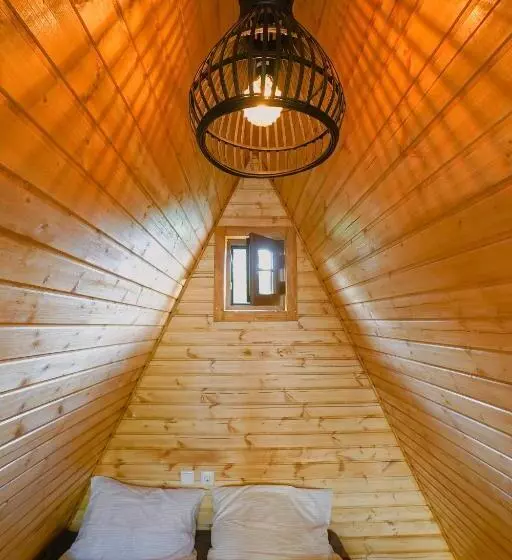 هتل Mtskheta Cabin