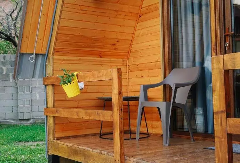 هتل Mtskheta Cabin