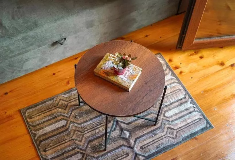 هتل Mtskheta Cabin