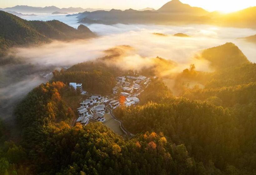 호텔 Wishgarden Resort