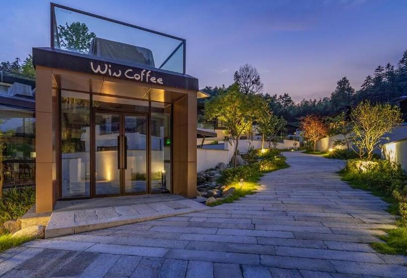 호텔 Wishgarden Resort