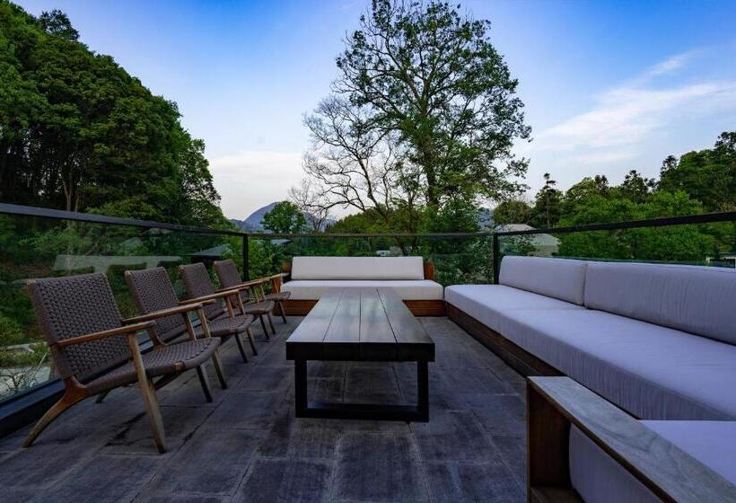 호텔 Wishgarden Resort