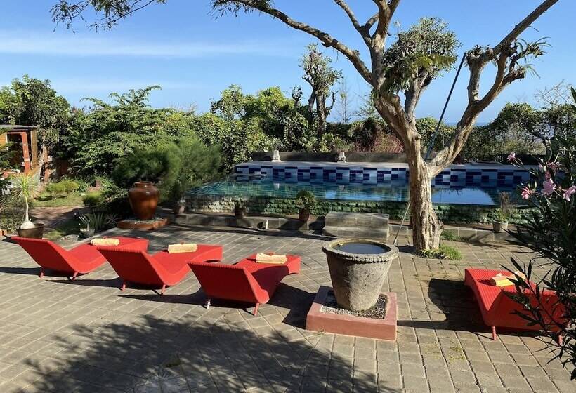 فندق فئة نجمة واحدة Villa Anjing 2