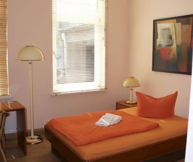 בית מלון כפרי Am Lindenhof