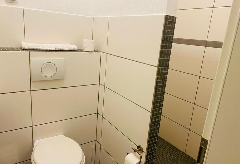 בית מלון כפרי Am Lindenhof