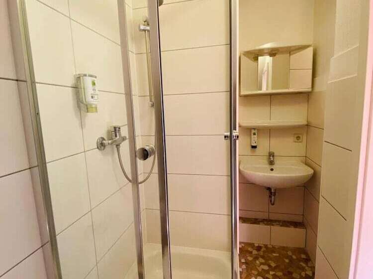 בית מלון כפרי Am Lindenhof