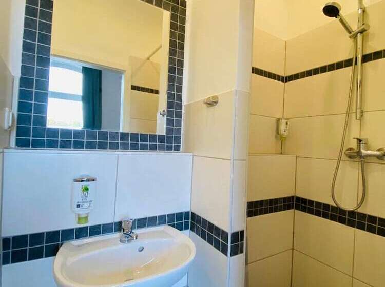 בית מלון כפרי Am Lindenhof