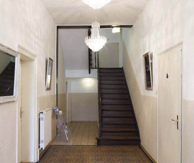 בית מלון כפרי Am Lindenhof