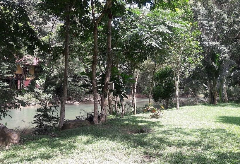 Отель Baan Khao Sok Resort