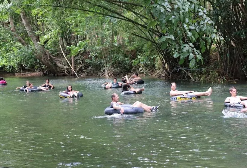 Hotelli Baan Khao Sok Resort