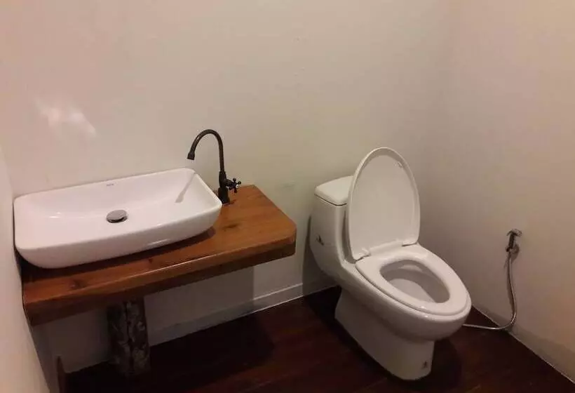 Hotelli Baan Khao Sok Resort