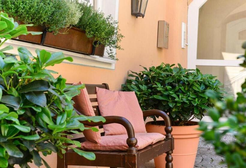 Hotel Boardinghouse Pfarrkirchen