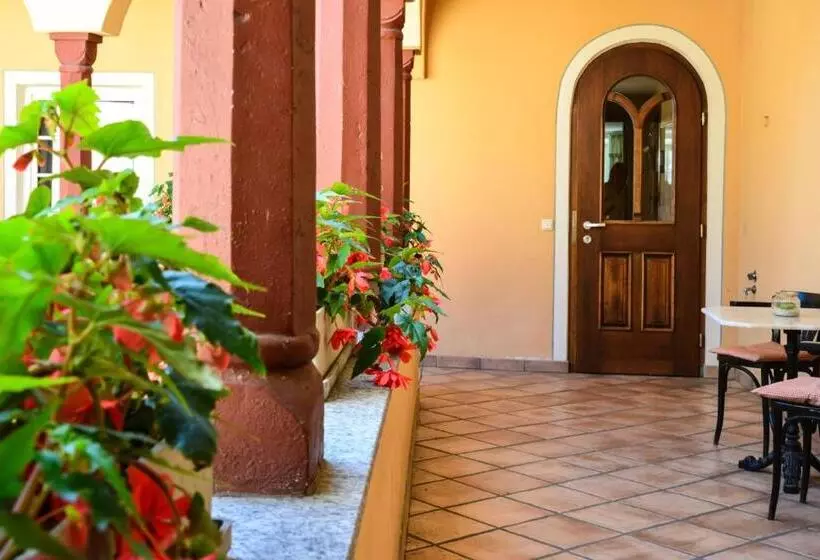 Hotelli Boardinghouse Pfarrkirchen