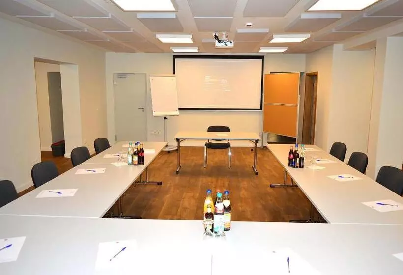 Hotelli Boardinghouse Pfarrkirchen