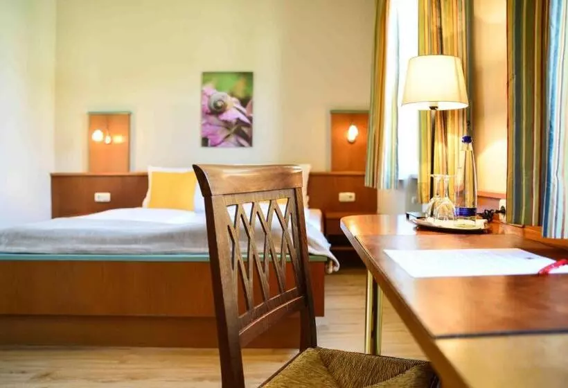 Hotelli Boardinghouse Pfarrkirchen