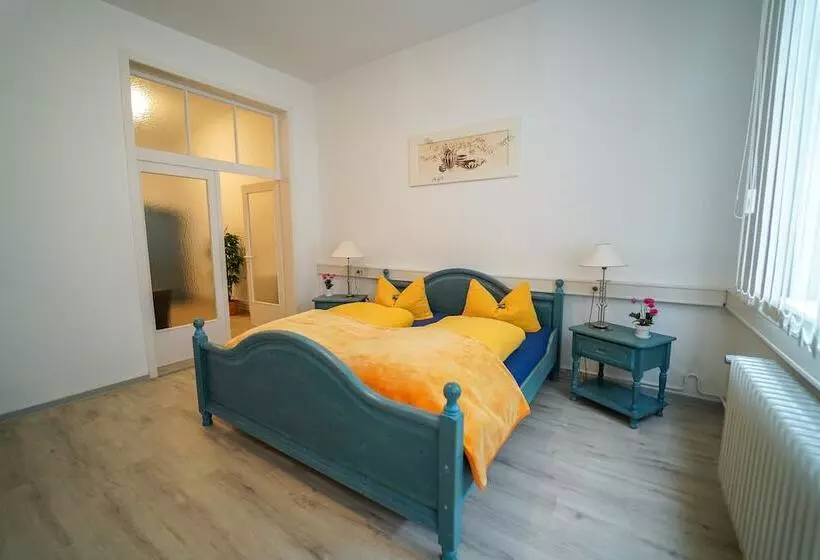 ホテル Celler Auszeit