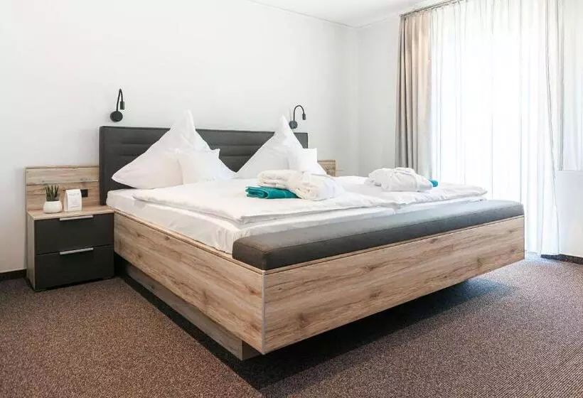 Hotelli Die Post Meerfeld