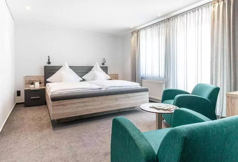 Hotelli Die Post Meerfeld