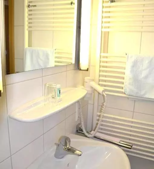 Hotelli Die Post Meerfeld