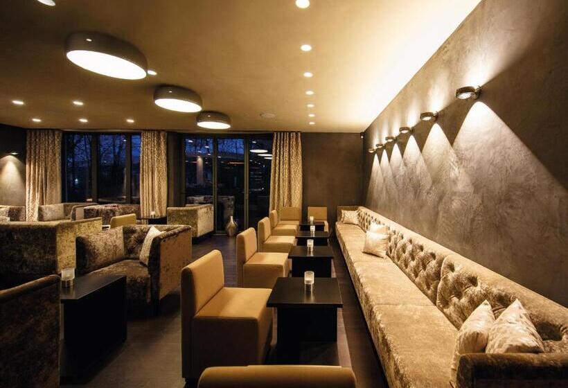 Отель Eislinger Tor