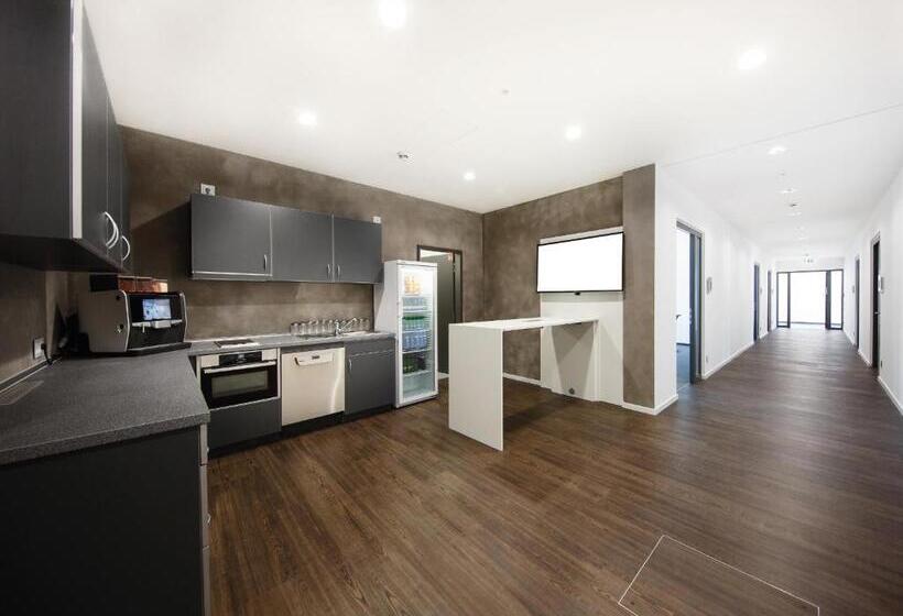 Отель Eislinger Tor