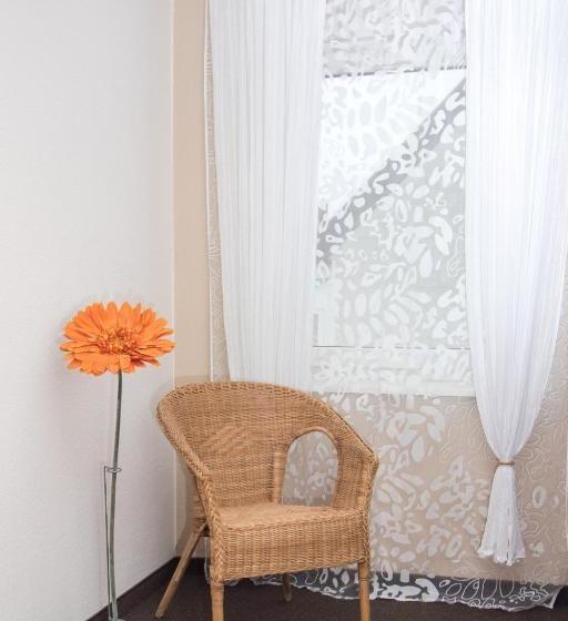 בית מלון כפרי Garni Krone