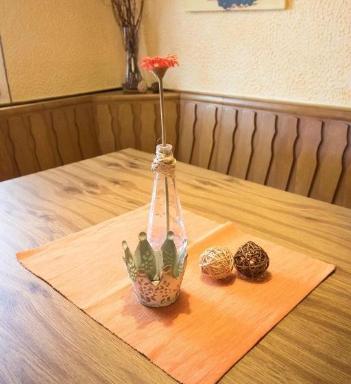 בית מלון כפרי Garni Krone