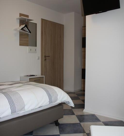 Отель Gasthaus Bunnen ,bed & Breakfast