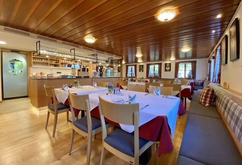 Hotelli Gasthaus Staude