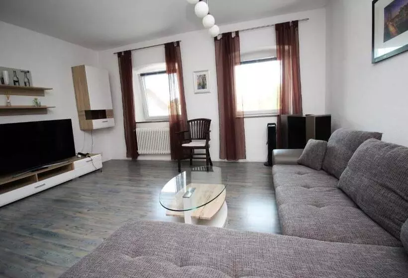 Hotelli Gasthof Jägerwirt