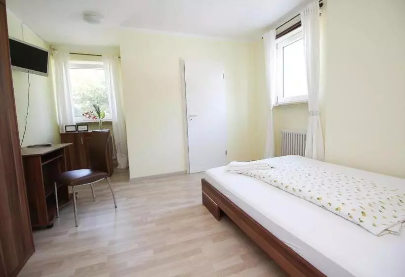 Hotelli Gasthof Jägerwirt