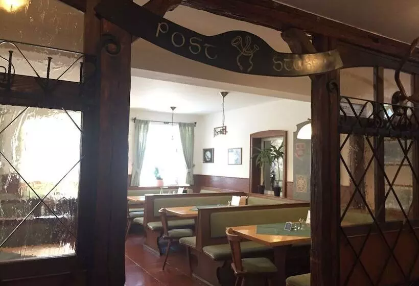 Hotelli Gasthof Zur Post   Inning