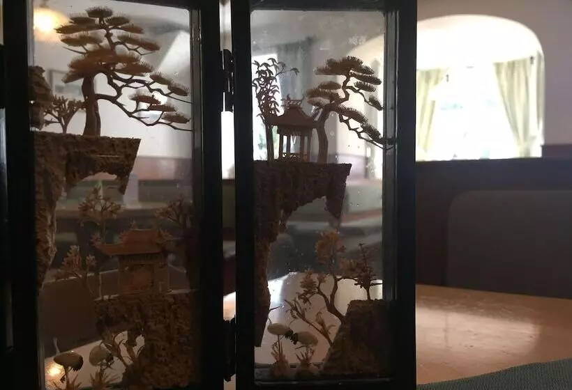 Hotelli Gasthof Zur Post   Inning