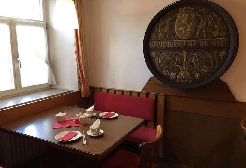 Hotel Gasthof Zur Post   Inning