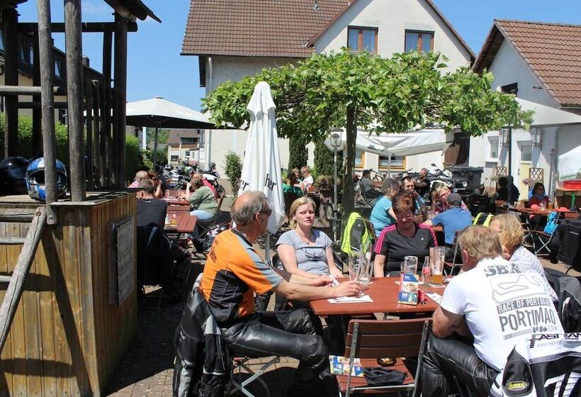 Landgasthof Bikerhotel Arnold