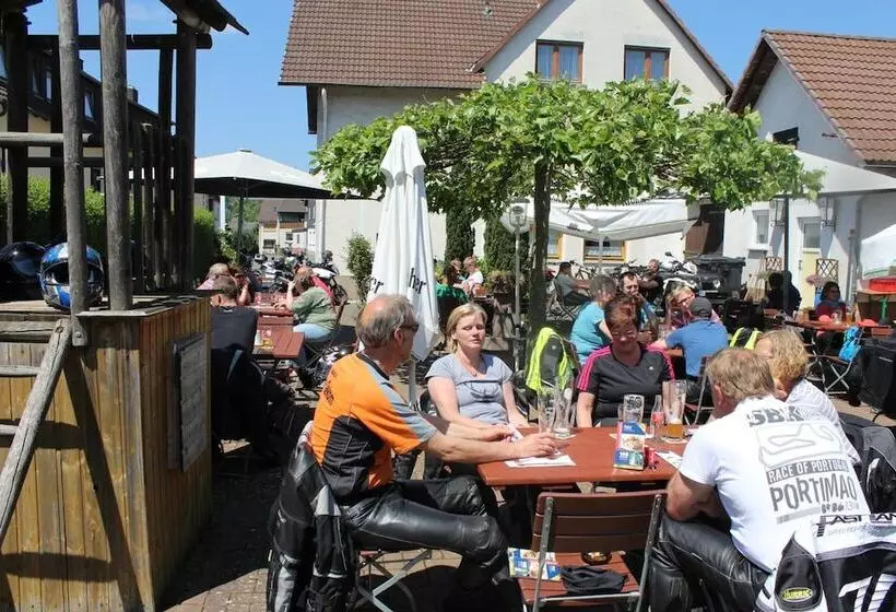 Landgasthof Bikerhotel Arnold