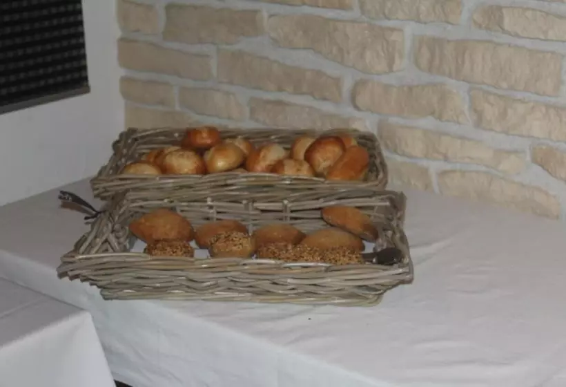 Landgasthof Bikerhotel Arnold