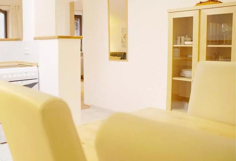 ホテル Garni Landhaus Sonnenstern