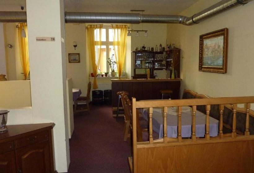 ホテル Altstadt Pension Hafenblick