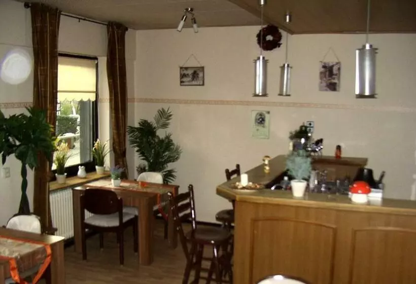 Hotelli Pension Lume