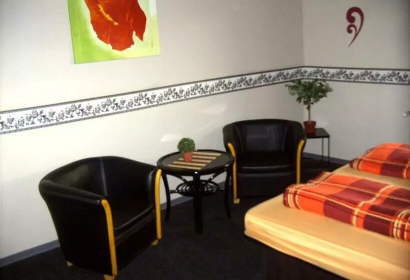 Hotelli Pension Lume