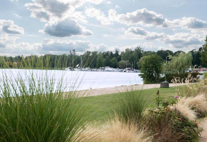 호텔 & Restaurant Raueneck