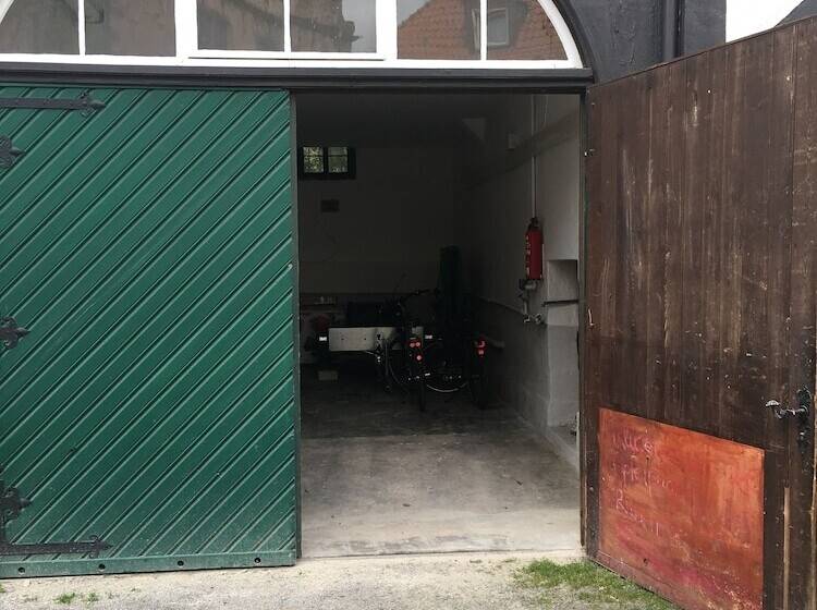 Отель Vorderburg