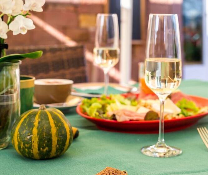 Отель Vorderburg