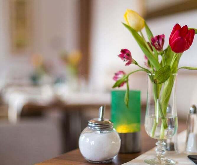 Отель Vorderburg